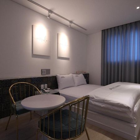 Hotel Insomnia Τεγκού Εξωτερικό φωτογραφία